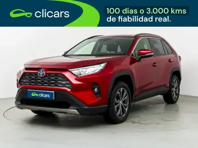 Używany Toyota RAV4 Hybrid Advance 218 KM (160 kW) 2022 Czerwony SUV