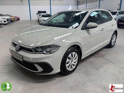 Usado VW Polo Life 95 CV (69 kW) 2021 Gris / plata Utilitario
