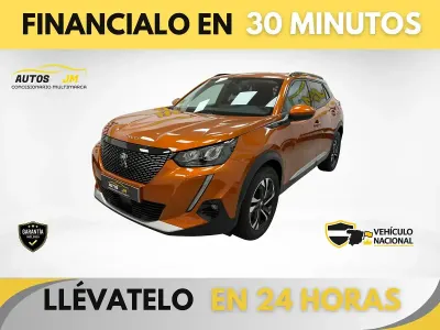 Usado Peugeot 2008 Allure 130 CV (95 kW) 2021 Naranja SUV