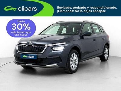 Usado Skoda Kamiq Ambition 110 CV (80 kW) 2021 Gris SUV