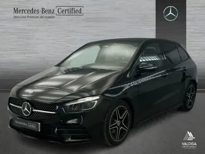 Usado Mercedes B200 AMG line 150 CV (110 kW) 2024 Negro Utilitario