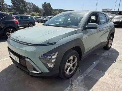 Usado Hyundai Kona 139 CV (102 kW) 2025 Verde SUV