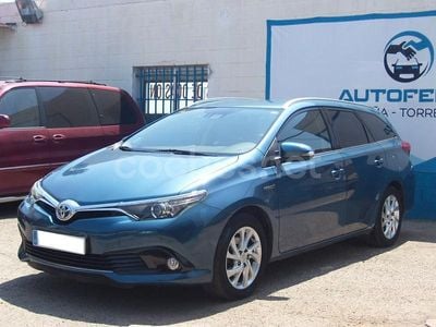 Toyota Auris Hybrid