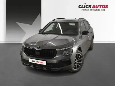 Usado Skoda Kamiq Sport 115 CV (84 kW) 2025 Gris / plata SUV