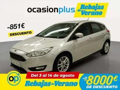 Usado Ford Focus Business Edition 125 CV (91 kW) 2018 Gris Familiar
