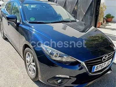 Usado Mazda 3 Style 150 CV (110 kW) 2015 Azul Berlina