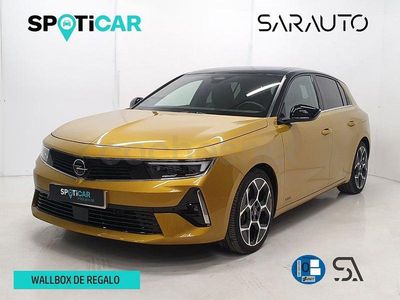 Usado Opel Astra Ultimate 181 CV (133 kW) 2022 Amarillo Berlina