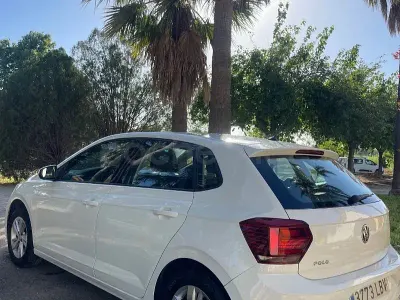 Usado VW Polo Advance 95 CV (69 kW) 2020 Blanco Utilitario