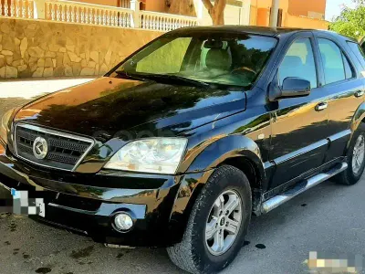 Usado Kia Sorento 140 CV (102 kW) 2005 Negro SUV