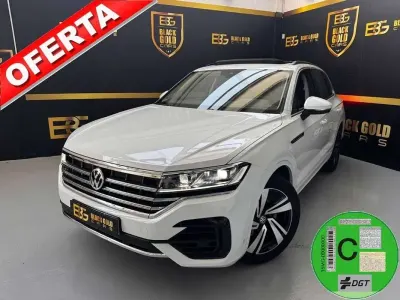 Occasion VW Touareg R-line 231 ch (169 kW) 2023 Blanc SUV