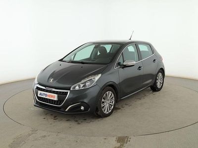 Usado Peugeot 208 Allure 100 CV (73 kW) 2017 Gris Utilitario