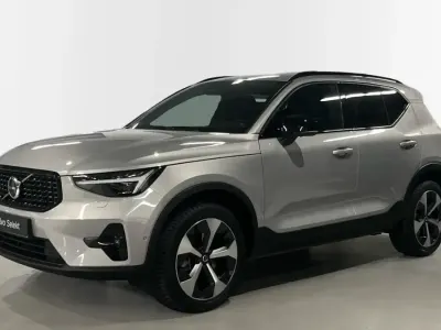 Usado Volvo XC40 Plus 197 CV (144 kW) 2024 Otro SUV