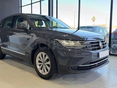 Usado VW Tiguan Life 122 CV (89 kW) 2021 Gris / plata SUV
