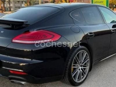 Negro Usado 2014 Porsche Panamera Platinum Edition Berlina | 33.000 € (Un poco caro)