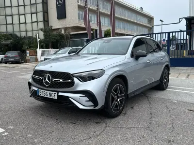 Usado Mercedes GLC220 197 CV (144 kW) 2025 Gris SUV