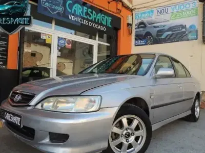 Usado Honda Accord ES 136 CV (100 kW) 2001 Berlina