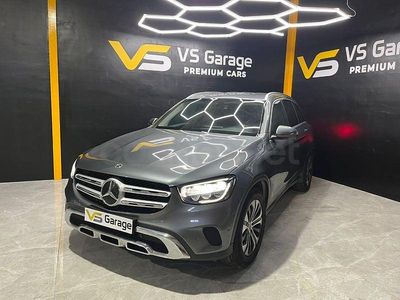 Gris / plata Usado 2021 Mercedes GLC200 SUV | 31.500 € (Buen precio)