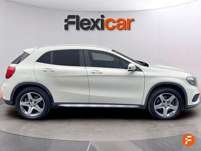 Usado Mercedes GLA200 AMG line 136 CV (100 kW) 2016 Blanco SUV