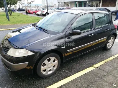 Usado Renault Mégane Dynamique 105 CV (77 kW) 2007 Negro Berlina