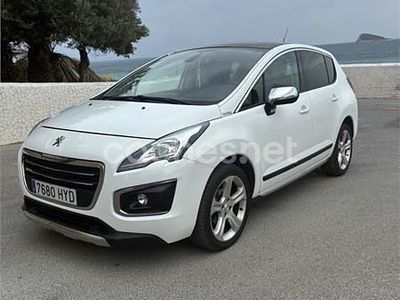 Usado Peugeot 3008 Allure 120 CV (88 kW) 2014 Blanco Familiar