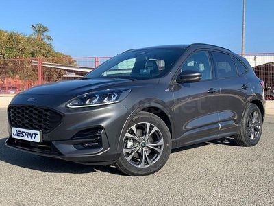 Usado Ford Kuga ST-Line 120 CV (88 kW) 2022 Gris / plata SUV