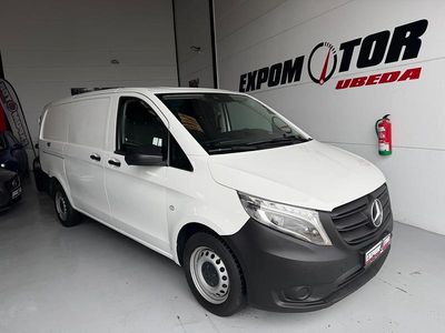 Usado Mercedes Vito 102 CV (75 kW) 2021 Blanco Van