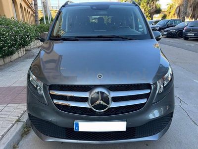 Usado Mercedes V220 Avantgarde 163 CV (119 kW) 2021 Gris / plata Monovolumen