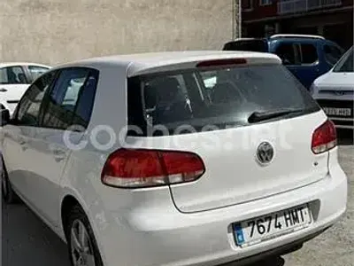 Usado VW Golf VII Advance 105 CV (77 kW) 2012 Blanco Berlina