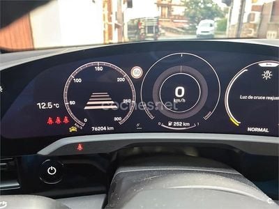 Usado Porsche Taycan Cross Turismo 350 kW (476 CV) 2022 Eléctrico Familiar