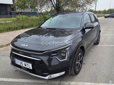 Usado Kia Niro 129 CV (94 kW) 2024 Negro SUV