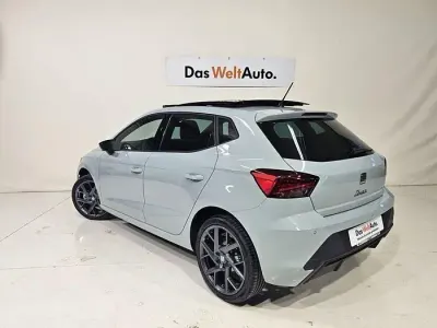 Nuevo Seat Ibiza FR 115 CV (84 kW) 2026 Verde Utilitario