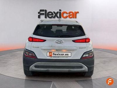 Usado Hyundai Kona 120 HP (88 kW) 2021 Branco SUV