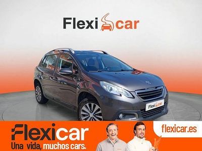 Usado Peugeot 2008 Active 92 CV (67 kW) 2015 Gris SUV