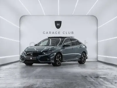 Usado Honda Civic Sport Plus 182 CV (133 kW) 2019 Gris / plata Berlina