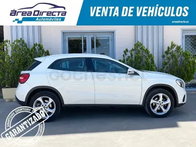 Usado Mercedes GLA220 Urban 177 CV (130 kW) 2017 Blanco SUV