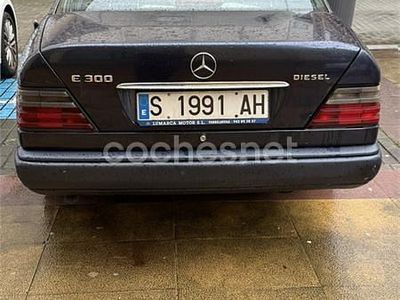 Azul Usado 1994 Mercedes E300 Familiar | 5000 €