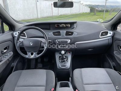 Negro Usado 2013 Renault Scénic III Expression Monovolumen | 4999 € (Super precio)