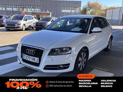 Usado Audi A3 Ambiente 125 CV (91 kW) 2012 Blanco Utilitario