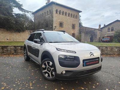 Gris / plata Usado 2015 Citroën C4 Feel Berlina | 7999 € (Precio justo)