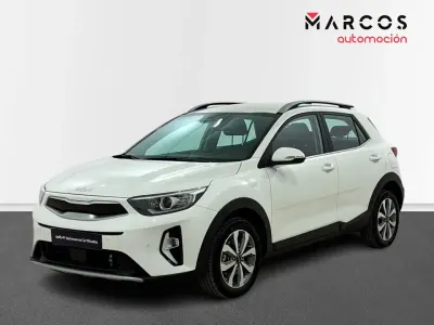 Usado Kia Stonic 100 CV (73 kW) 2024 SUV