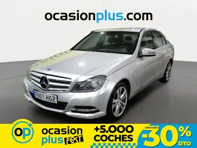 Używany Mercedes C200