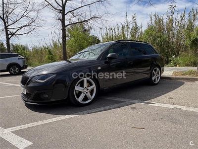 Usado Seat Exeo Sport 200 CV (147 kW) 2009 Negro Familiar