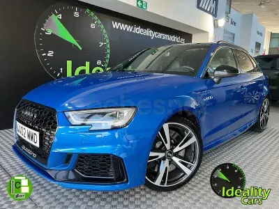 Usado Audi RS3 400 CV (294 kW) 2020 Azul Berlina