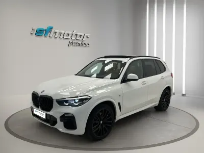 Usado BMW X5 M Sport Line 286 CV (210 kW) 2021 Blanco metalizado SUV