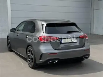 Usado Mercedes A200 156 CV (114 kW) 2019 Gris / plata Berlina