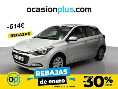 Gris plata Usado 2016 Hyundai i20 Utilitario | 7686 € (Precio justo)