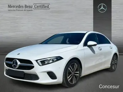 Usado Mercedes A180 136 CV (100 kW) 2022 Blanco Berlina
