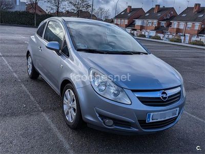 Usado Opel Corsa Enjoy 75 CV (55 kW) 2008 Gris / plata Berlina