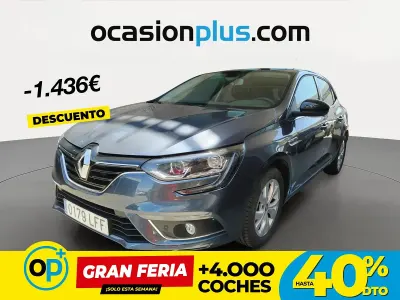Usado Renault Mégane LIMITED 140 CV (102 kW) 2020 Gris Berlina