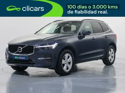 Usado Volvo XC60 Momentum 197 CV (144 kW) 2021 Azul SUV